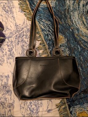 Minicci Black Shoulder Bag